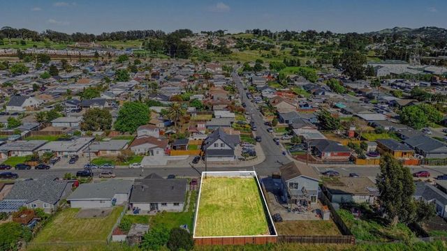 3905 Jenkins Way, San Pablo, CA 94806