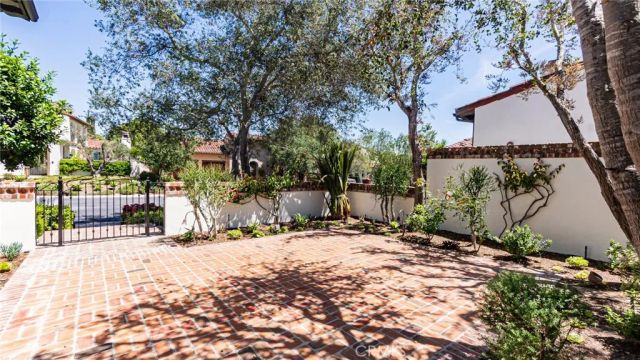 23 Prairie Grass, Irvine, CA 92603