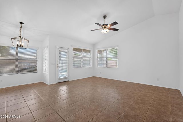 6370 W Wahalla Lane, Glendale, AZ 85308