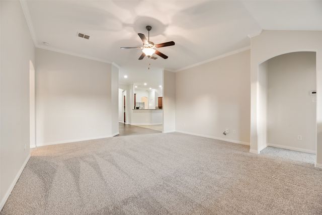 620 S Heights Drive, Crowley, TX 76036