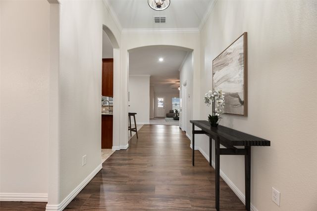 620 S Heights Drive, Crowley, TX 76036