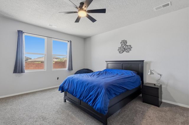 10728 Sabino Lp Loop SW, Albuquerque, NM 87121