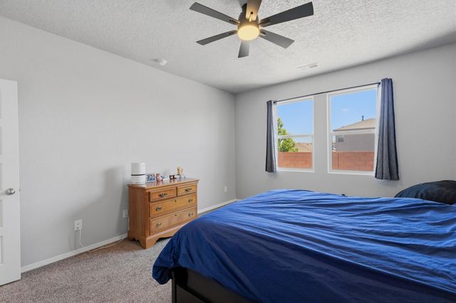 10728 Sabino Lp Loop SW, Albuquerque, NM 87121