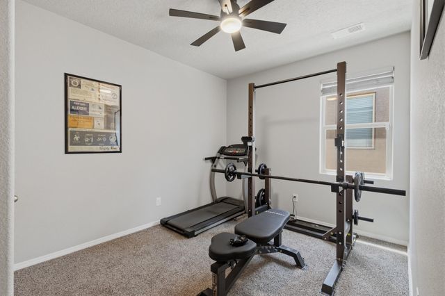10728 Sabino Lp Loop SW, Albuquerque, NM 87121