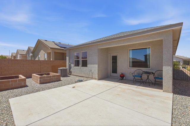 10728 Sabino Lp Loop SW, Albuquerque, NM 87121