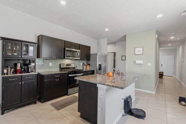 10728 Sabino Lp Loop SW, Albuquerque, NM 87121