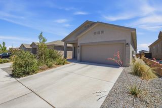 10728 Sabino Lp Loop SW, Albuquerque, NM 87121