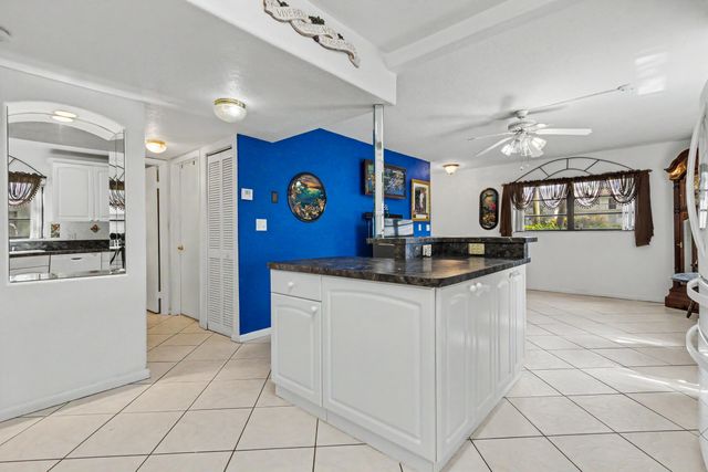 7515 NW 79th Avenue 109, Tamarac, FL 33321