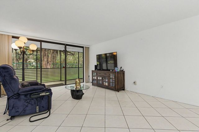 7515 NW 79th Avenue 109, Tamarac, FL 33321