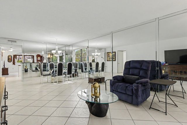 7515 NW 79th Avenue 109, Tamarac, FL 33321
