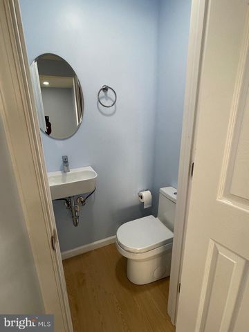 105 HARDING AVE, Wilmington, DE 19804