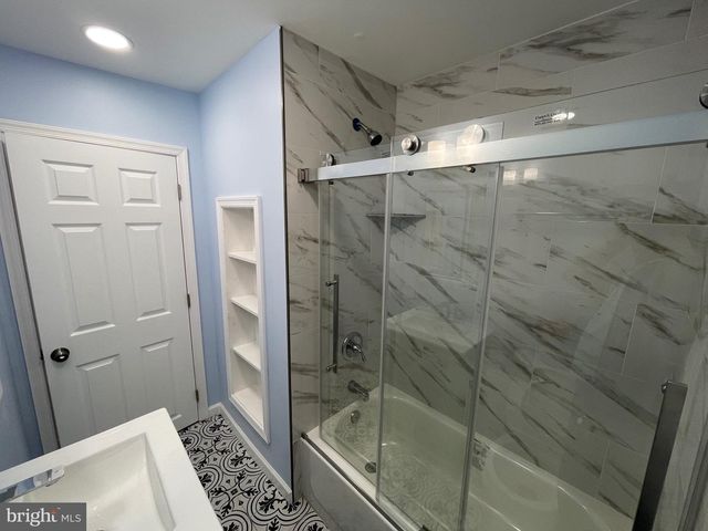 105 HARDING AVE, Wilmington, DE 19804