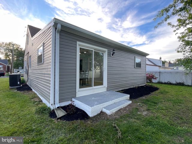 105 HARDING AVE, Wilmington, DE 19804