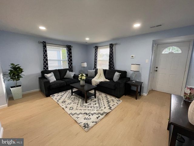 105 HARDING AVE, Wilmington, DE 19804