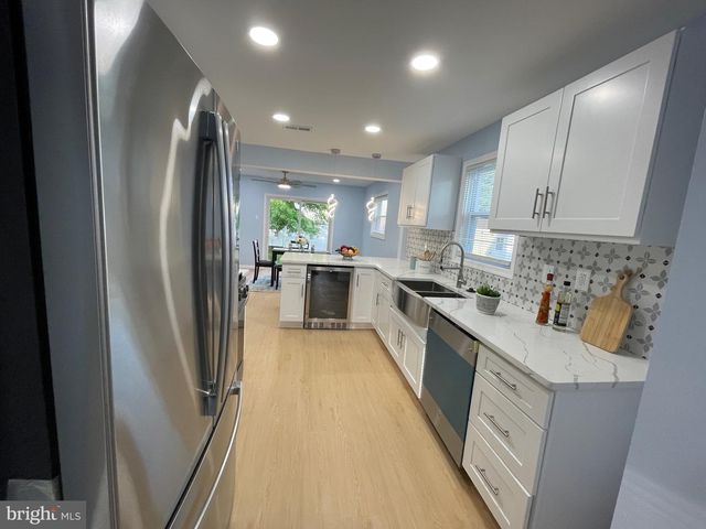 105 HARDING AVE, Wilmington, DE 19804