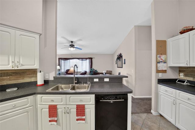 10121 SW 61ST TERRACE ROAD, Ocala, FL 34476