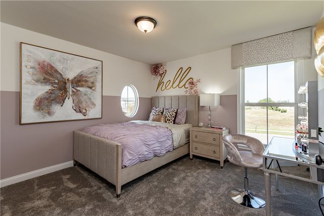 2004 Silver Linden Drive, Tipp City, OH 45371