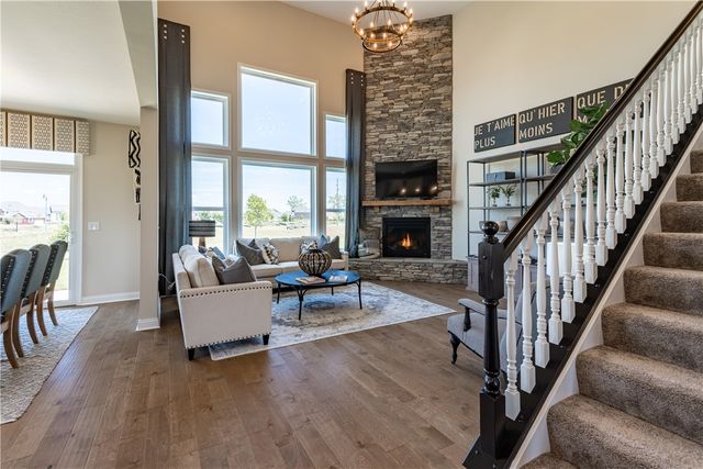 2004 Silver Linden Drive, Tipp City, OH 45371