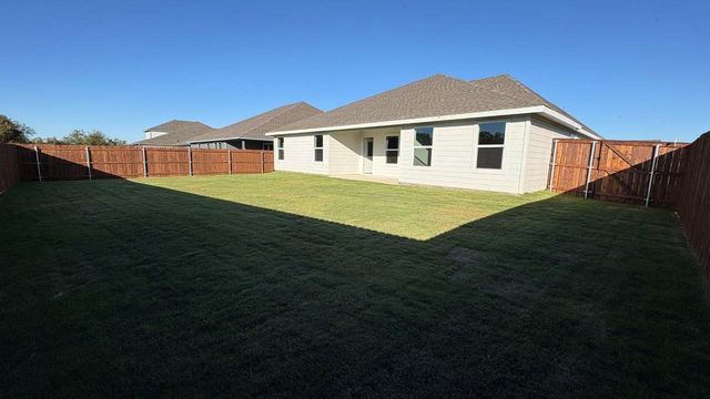 4231 CORNERSTONE Circle, Granbury, TX 76048