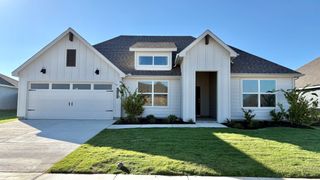 4231 CORNERSTONE Circle, Granbury, TX 76048