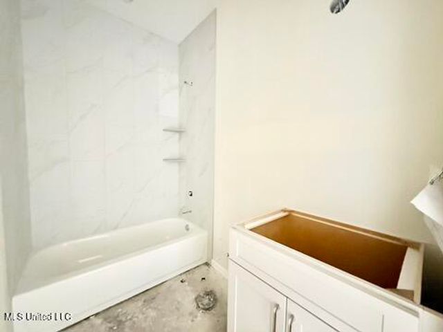 1065 Great Glen Drive, Southaven, MS 38671