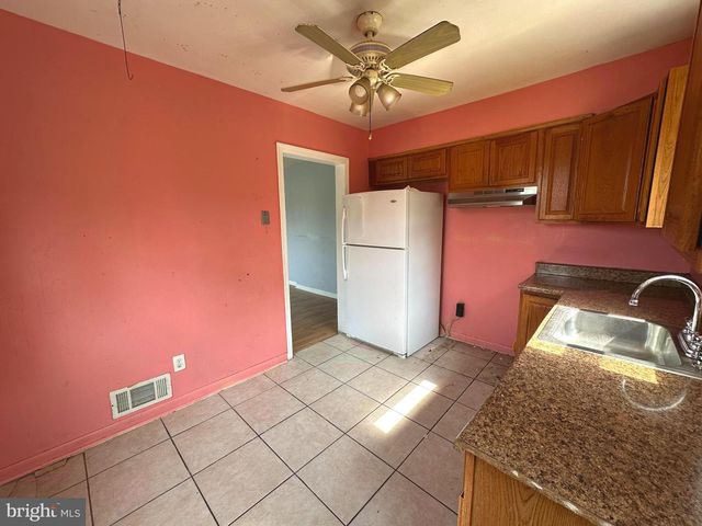 1001 RUATAN ST, Silver Spring, MD 20903