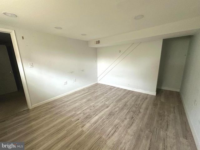 1001 RUATAN ST, Silver Spring, MD 20903