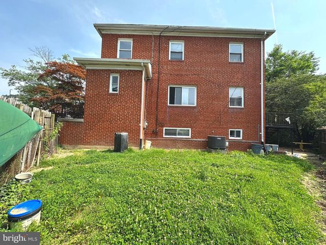 1001 RUATAN ST, Silver Spring, MD 20903