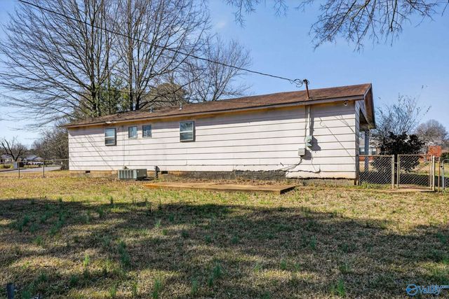 1412 1st Avenue SW, Decatur, AL 35601