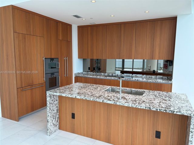 175 SE 25 Road 901, Miami, FL 33129