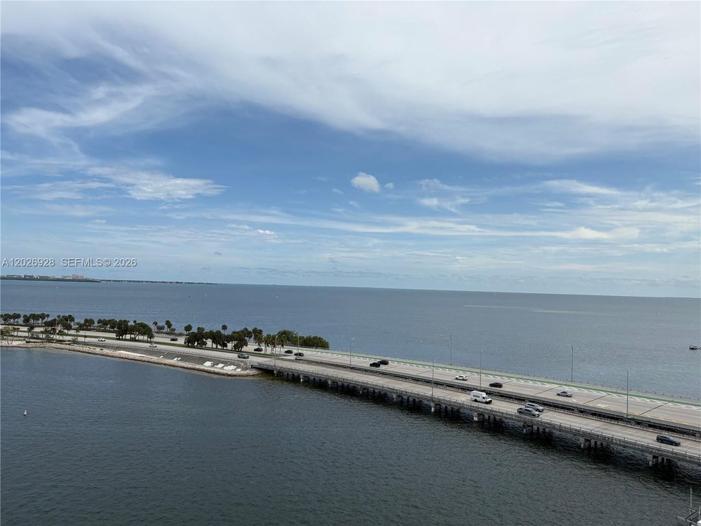 175 SE 25 Road 901, Miami, FL 33129