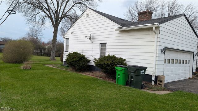 4914 Green Road, Warrensville Heights, OH 44128