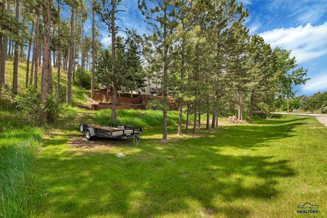 4839 WHISPERING PINES DR, Rapid City, SD 57702