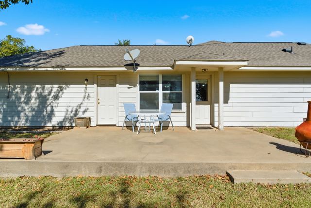 2710 Fairview Road, Millsap, TX 76066