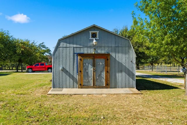 2710 Fairview Road, Millsap, TX 76066