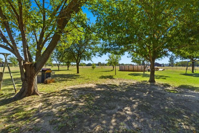 2710 Fairview Road, Millsap, TX 76066