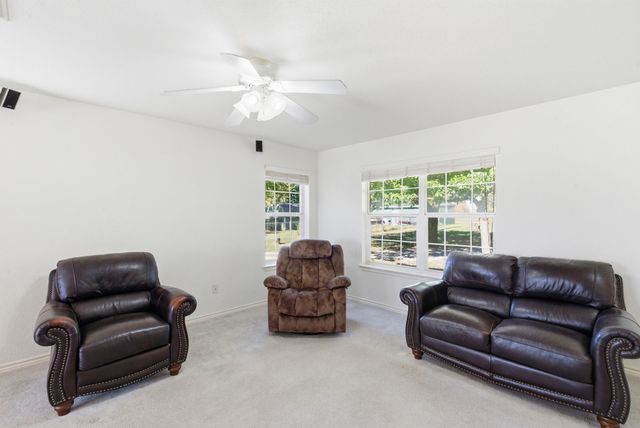 2710 Fairview Road, Millsap, TX 76066