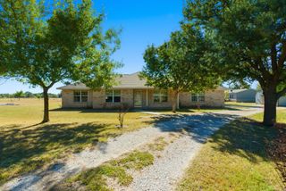 2710 Fairview Road, Millsap, TX 76066