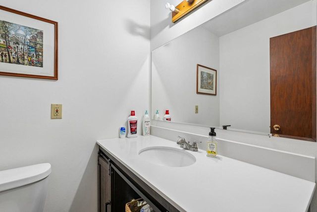 21180 Mary Lynn DRIVE, Brookfield, WI 53045
