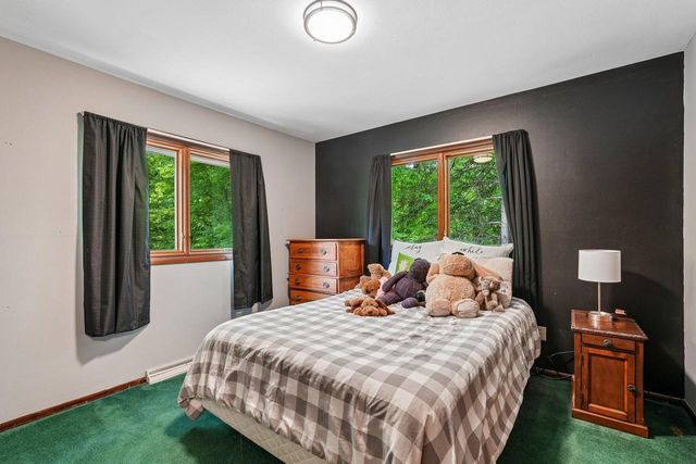 21180 Mary Lynn DRIVE, Brookfield, WI 53045