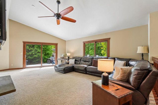 21180 Mary Lynn DRIVE, Brookfield, WI 53045