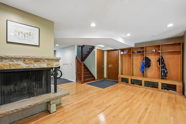 21180 Mary Lynn DRIVE, Brookfield, WI 53045