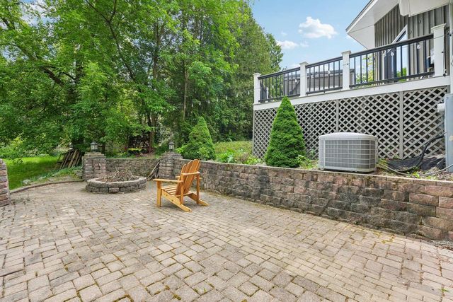 21180 Mary Lynn DRIVE, Brookfield, WI 53045
