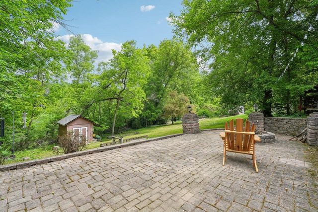 21180 Mary Lynn DRIVE, Brookfield, WI 53045