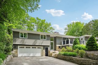 21180 Mary Lynn DRIVE, Brookfield, WI 53045