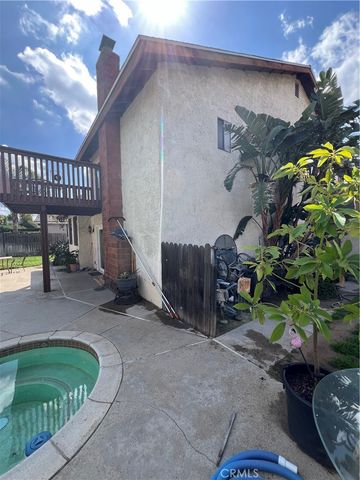 5878 Palencia, Riverside, CA 92509