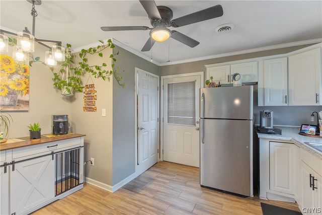 218 Tower Ave, Salina, NY 13206