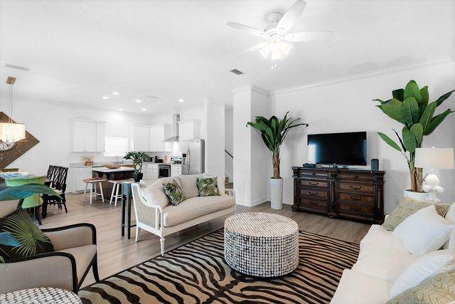 80 Pompano Street, Destin, FL 32541