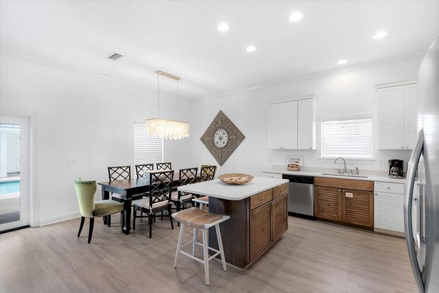 80 Pompano Street, Destin, FL 32541