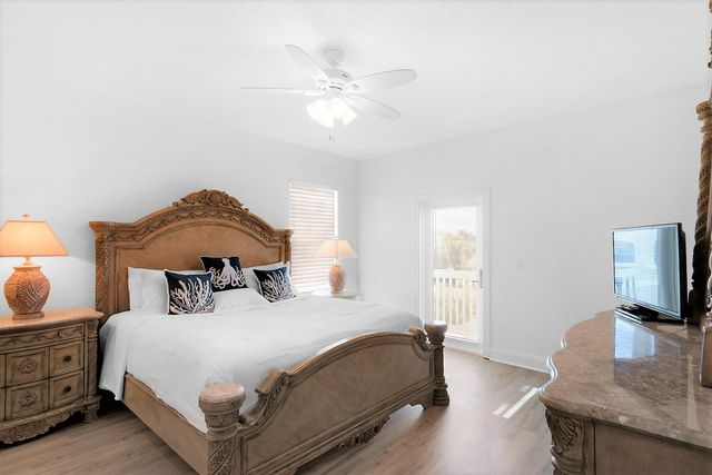 80 Pompano Street, Destin, FL 32541